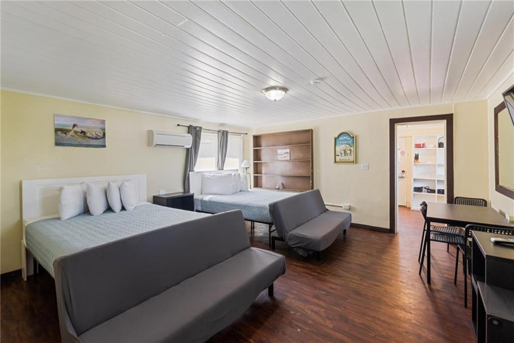 Belles Sea Inn Port Aransas Exteriör bild